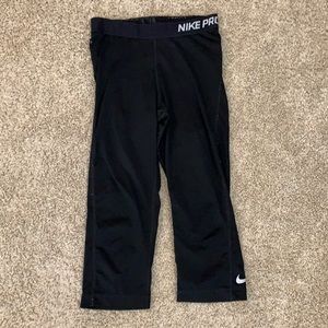 Cropped workout leggings